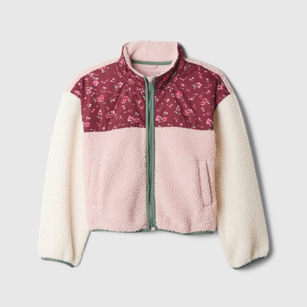 ⭐️ Gap Sherpa Jacket ⭐️